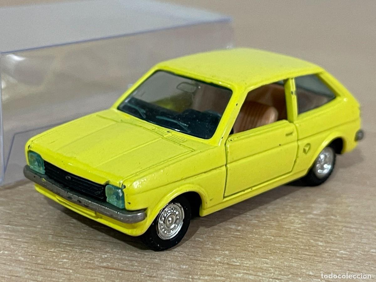 Juguetes antiguos Joal: 111- Miniaturas Joal antiguo coche FORD FIESTA amarillo N&ordm; 129 1:43 Made in Spain die-cast a&ntilde;os 70