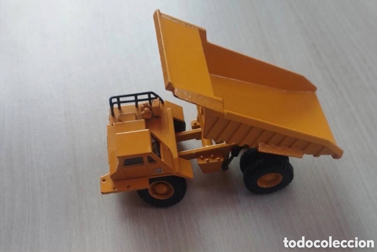 Juguetes antiguos Joal: Camion Volquete Joal 773. Caterpillar
