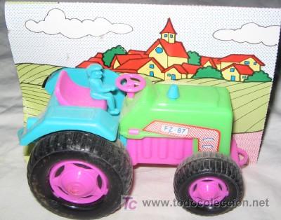Juguetes antiguos y juegos de colecci&oacute;n: TRACTOR DE PL&Aacute;STICO - Foto 1