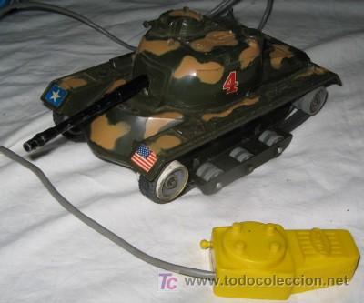 Juguetes antiguos y juegos de colecci&oacute;n: TANQUE TELEDIRIGIDO DE MARX