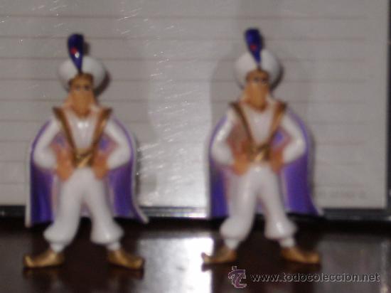 Juguetes antiguos y juegos de colecci&oacute;n: LOTE DE 2 PRINCIPES DISNEY DE 4CMS DE ALTO , MUY BONITOS .