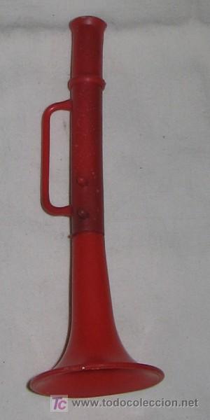 Juguetes antiguos y Juegos de colecci&oacute;n: BARATIJAS DE KIOSKO, TROMPETA DE PL&Aacute;STICO
