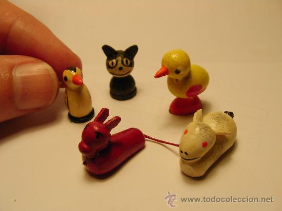 Juguetes antiguos y juegos de colecci&oacute;n: Antiguo grupo de animales de madera. A&ntilde;os 40.