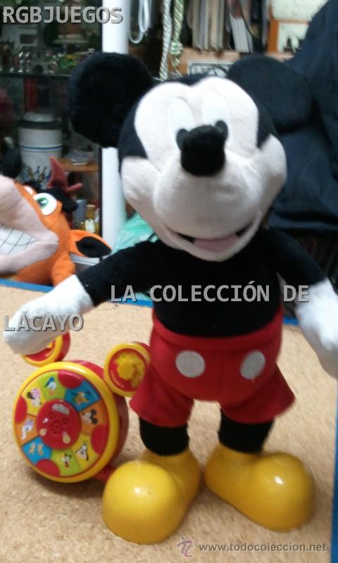 Juguetes antiguos y juegos de colecci&oacute;n: MICKEY MOUSE PARLANCHIN CUENTA CUENTOS CON SUS AMIGOS