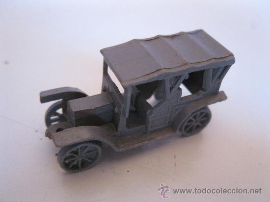 Juguetes antiguos y Juegos de colecci&oacute;n: ANTIGUA MINIATURA DE COCHES - MODELO PEUGEOT CL&Aacute;SICO - PREMIUM - CONGUITOS - A&Ntilde;OS 60.