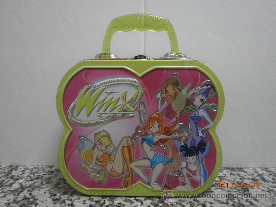 Juguetes antiguos y Juegos de colecci&oacute;n: MALETA WINX CLUB