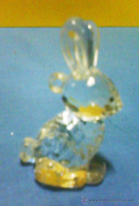 Juguetes antiguos y Juegos de colecci&oacute;n: miniatura / baratija - conejo / conejito - plastico imitacion cristal tallado - se puede colgar