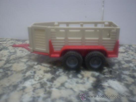 Jouets Anciens et Jeux de collection: REMOLQUE PARA GANADO METAL Y PLASTICO SIN MARCA