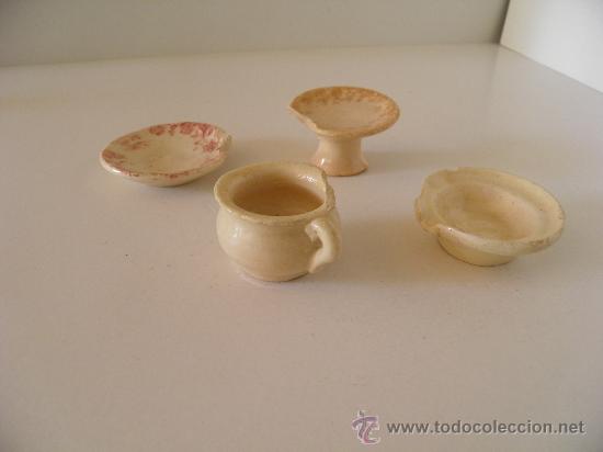 Juguetes antiguos y Juegos de colecci&oacute;n: Juguetes de cer&aacute;mica vidriada. Vasija , fuente, frutero y orinal. Frutero 4,8 x 2,8 cm de altur