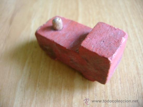 Giocattoli antichi e Giochi di collezione: Antigua locomotora de madera