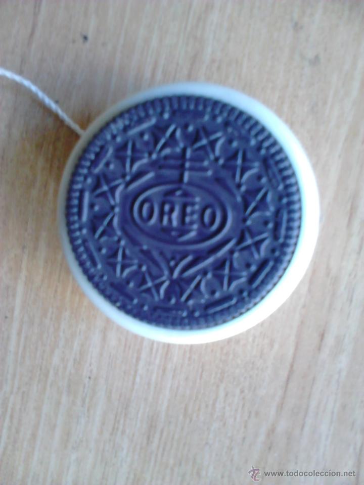 Giocattoli antichi e Giochi di collezione: Yo-yo Oreo de 5,5 cm