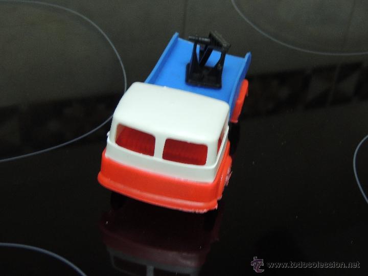 Juguetes antiguos y juegos de colecci&oacute;n: CAMION GRUA