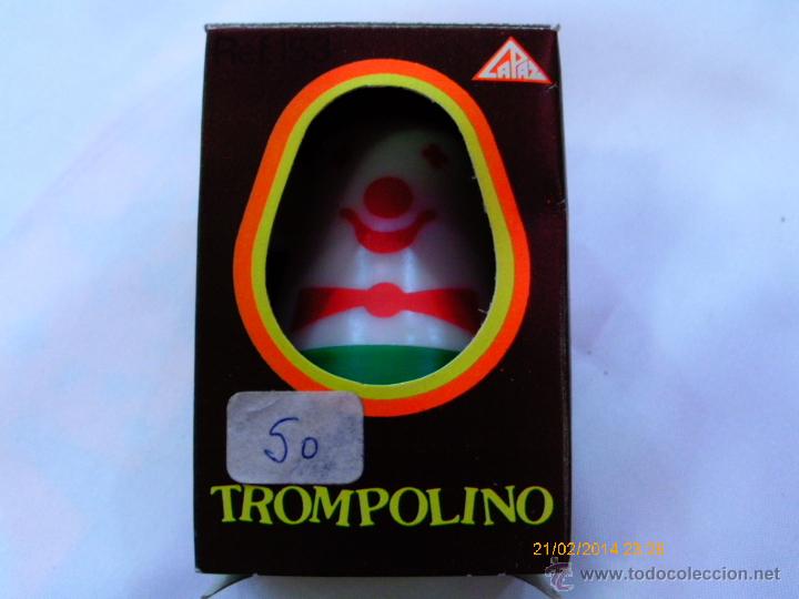 Juguetes antiguos y juegos de colecci&oacute;n: PEONZA TROMPOLINO A RESORTE.LA PAZ A&Ntilde;OS 70.NUEVO EN CAJA.