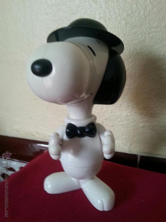 Juguetes antiguos y Juegos de colecci&oacute;n: MU&Ntilde;ECO MCDONALDS SNOOPY A&Ntilde;O 2000