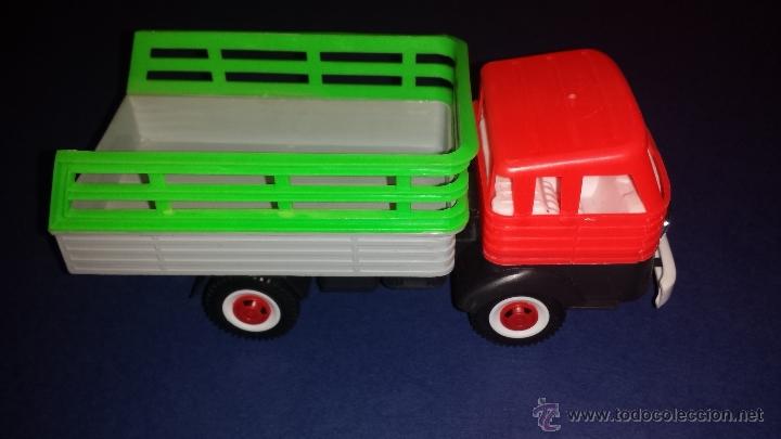 Juguetes antiguos y juegos de colecci&oacute;n: CAMION PEGASO