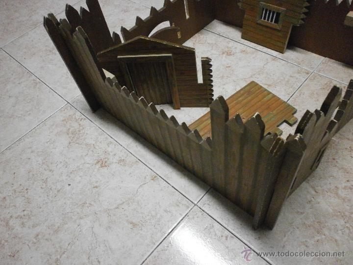 Juguetes antiguos y juegos de colecci&oacute;n: FUERTE DE MADERA - Foto 4