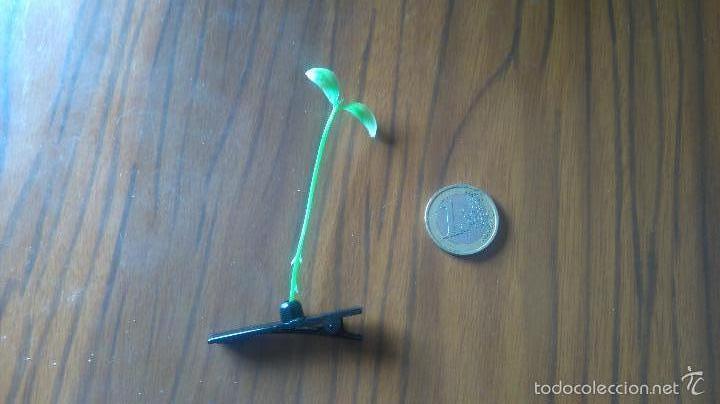 Brinquedos antigos e Jogos de cole&ccedil;&atilde;o: BROTE PARA LA CABEZA DE MU&Ntilde;ECA O DE LAS PERSONAS. MODA EN PAISES ORIENTALES. DE PL&Aacute;STICO. RARO