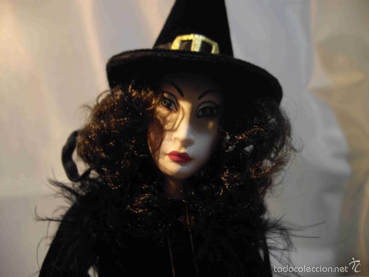 Juguetes antiguos y juegos de colecci&oacute;n: MU&Ntilde;ECA BRUJA - Foto 3