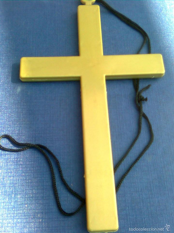 Juguetes antiguos y juegos de colecci&oacute;n: Gran cruz colgante - ideal rol en vivo tipo vampiro, underworld, halloween. 23,50 cms