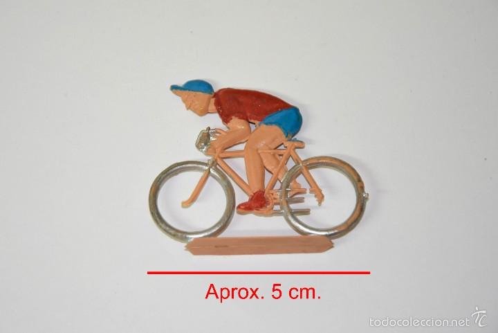 Juguetes antiguos y juegos de colecci&oacute;n: FIGURA CICLISTA PINTADO A&Ntilde;OS 70/80 - JUGUETE DE KIOSCO, PIPERO...