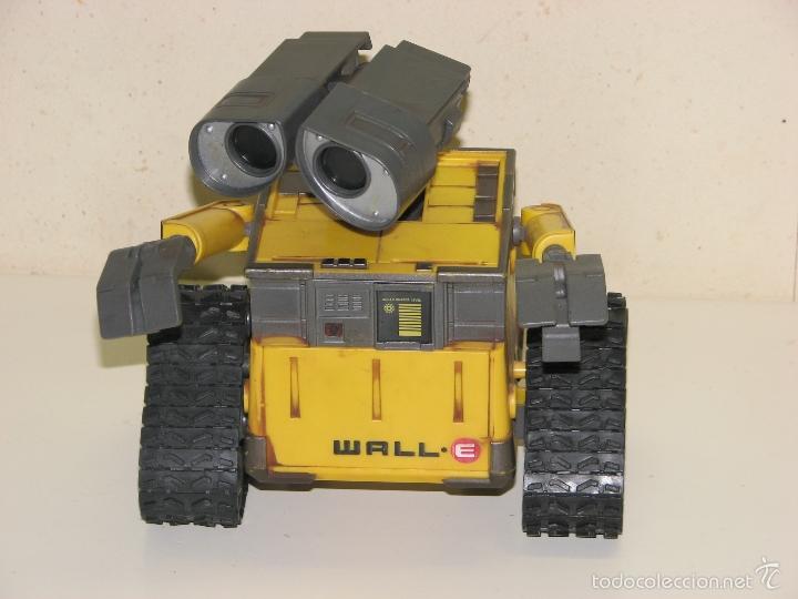 Robot Wall E Sold Through Direct Sale