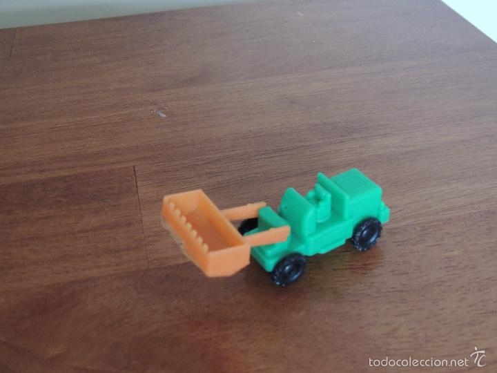 Giocattoli antichi e Giochi di collezione: CAMION DE PL&Aacute;STICO T&Iacute;PICO DE KIOSCOS