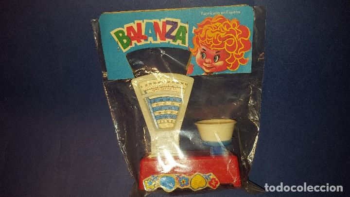 Juguetes antiguos y Juegos de colecci&oacute;n: BALANZA INFANTIL- TIENDA COMERCIO