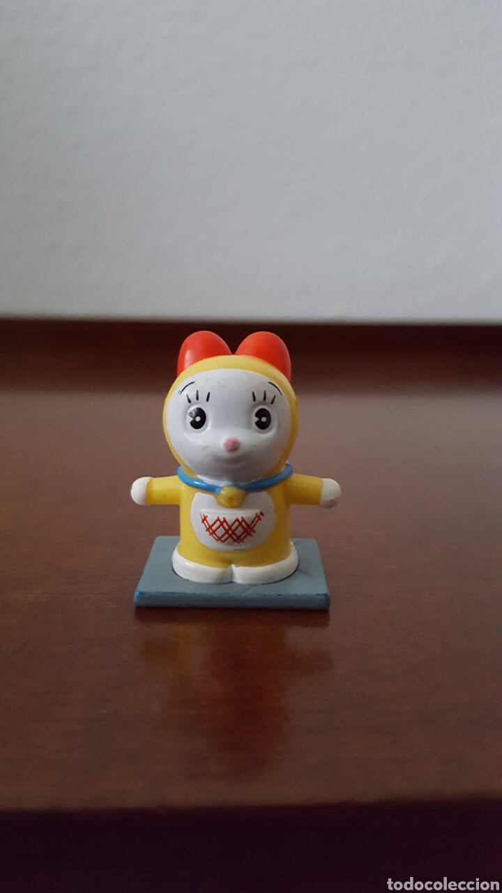 Juguetes antiguos y juegos de colecci&oacute;n: Figura dorami de doraemon fujiko pop