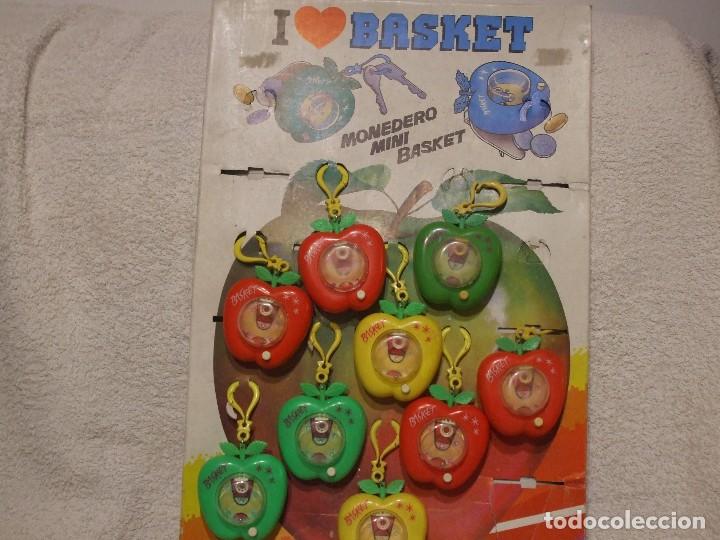 Juguetes antiguos y Juegos de colecci&oacute;n: obertoys, monedero de basket