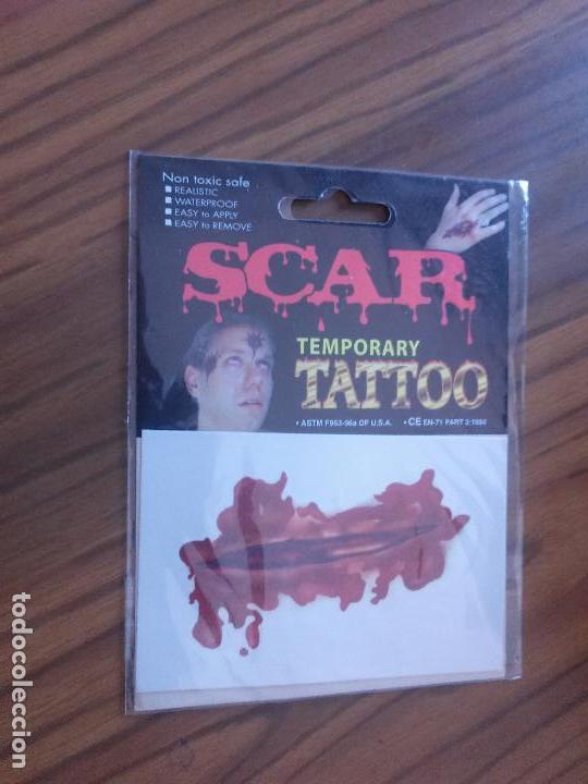 Altes Spielzeug und Spiele: SCAR. TEMPORARY TATTOO. HERIDA. TATTOO TEMPORAL. SIN SACAR DE LA BOLSA. BUEN ESTADO.
