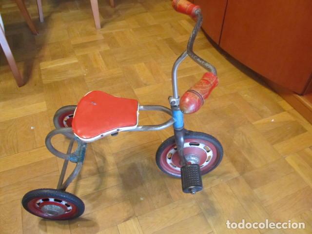 Juguetes antiguos y juegos de colecci&oacute;n: ANTIGUO TRICICLO A&Ntilde;OS 40 - 50 TODO ORIGINAL JUGUETES COLOMA