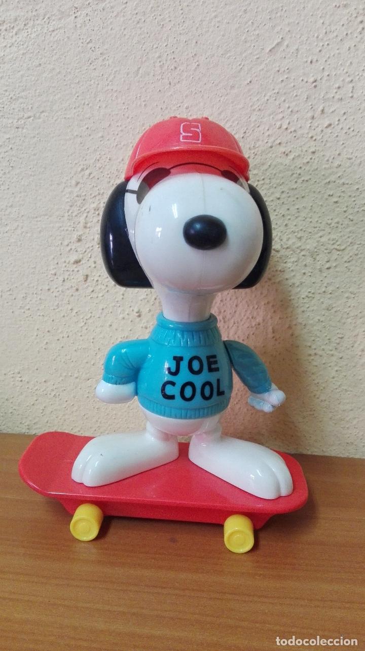 Juguetes antiguos y Juegos de colecci&oacute;n: MU&Ntilde;ECO MCDONALDS SNOOPY A&Ntilde;O 2000