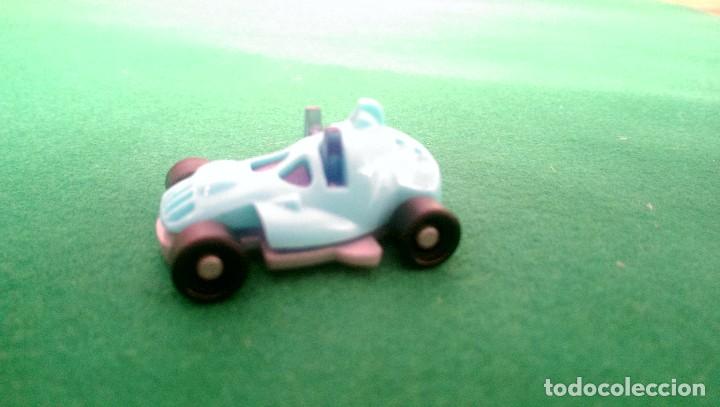 Brinquedos antigos e Jogos de cole&ccedil;&atilde;o: FIGURITA COCHE CARRERAS