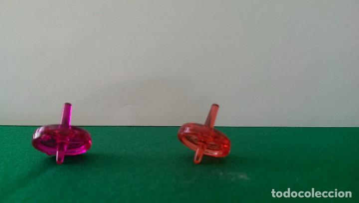 Juguetes antiguos y juegos de colecci&oacute;n: DOS PERINOLAS - Foto 1