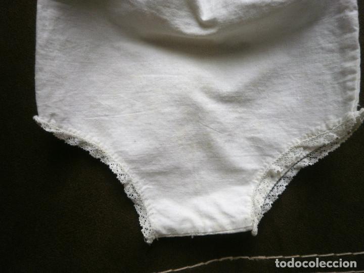 Juguetes antiguos y juegos de colecci&oacute;n: Calz&oacute;n de mu&ntilde;eca - Foto 2