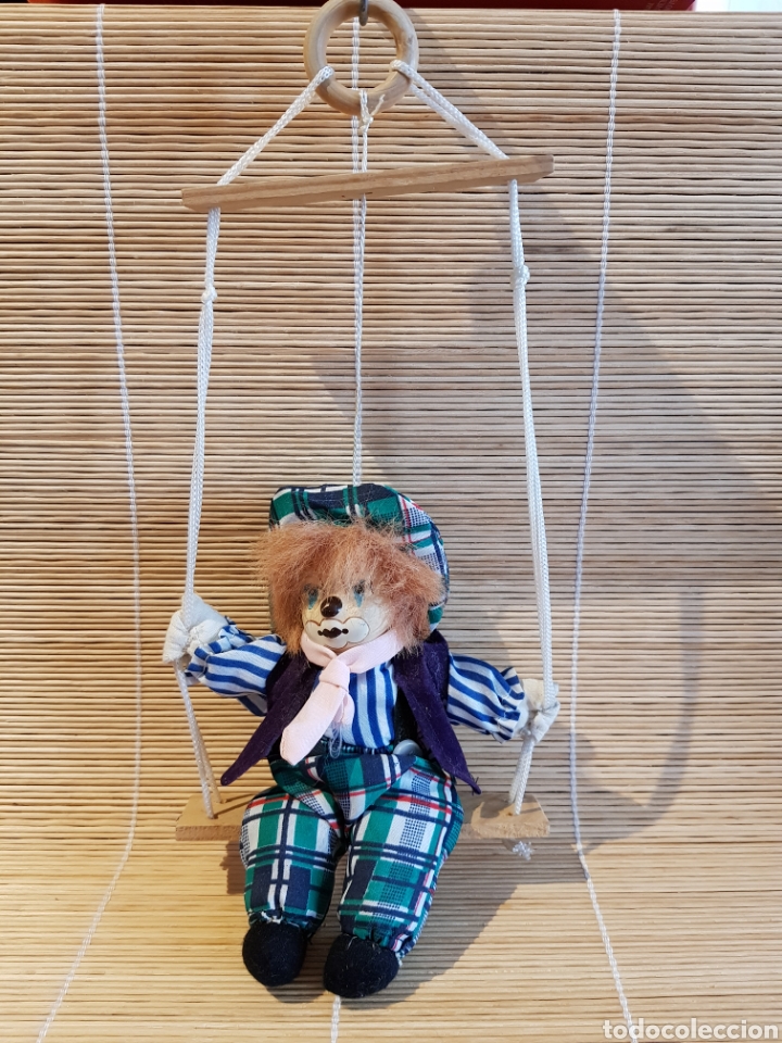 Juguetes antiguos y Juegos de colecci&oacute;n: figura mu&ntilde;eco payaso de porcelana columpio cuerpo porcelana brazos y pies trapo