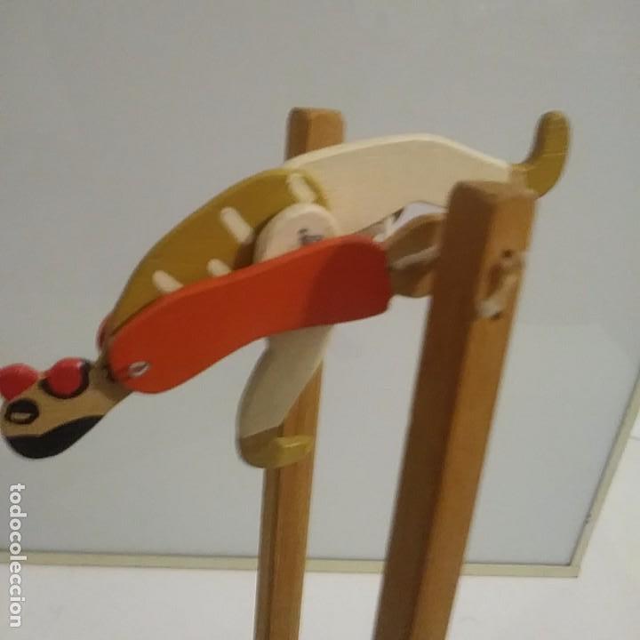 Juguetes antiguos y juegos de colecci&oacute;n: Acrobata saltimbaqui de madera
