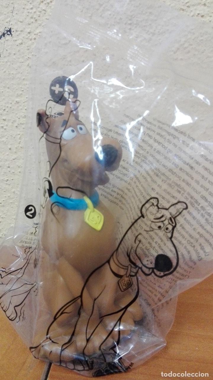 Juguetes antiguos y Juegos de colecci&oacute;n: MU&Ntilde;ECO JUGUETE DE BURGER KING SCOOBY DOO NUEVO EN BOLSA