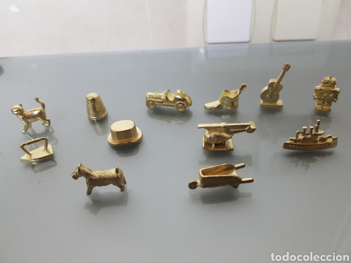 Juguetes antiguos y Juegos de colecci&oacute;n: LOTE 12 FIGURITAS METAL