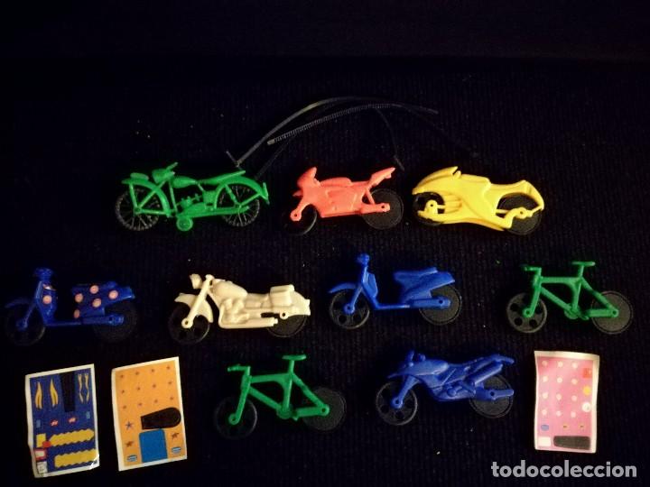Juguetes antiguos y Juegos de colecci&oacute;n: Lote motos promocionales danone a&ntilde;os 90. Vespa, harley, de carretera, bicicleta....