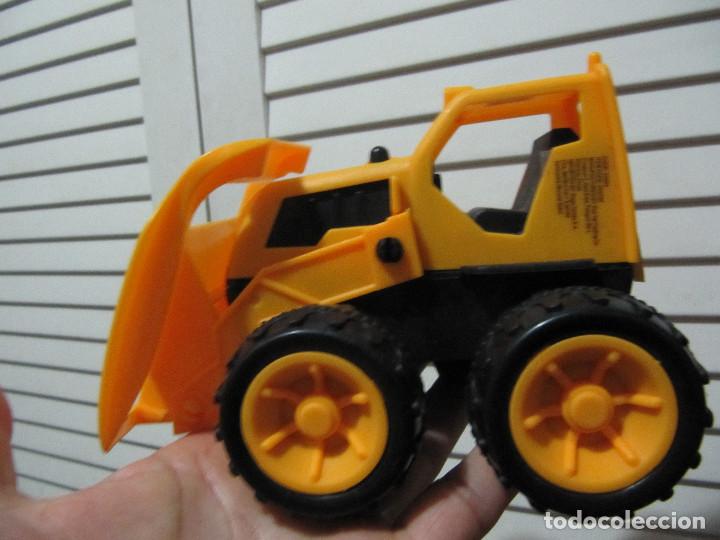 Juguetes antiguos y juegos de colecci&oacute;n: TRACTOR DIG-2092