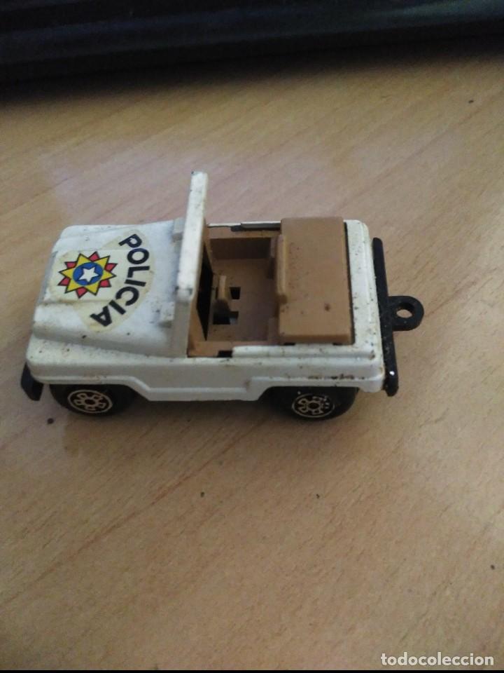 Juguetes antiguos y Juegos de colecci&oacute;n: coche policia de guisval
