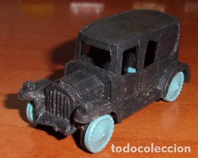 Juguetes antiguos y Juegos de colecci&oacute;n: BARATIJA DE KIOSKO, COCHE DE PL&Aacute;STICO