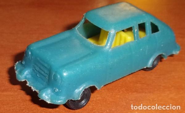 Juguetes antiguos y Juegos de colecci&oacute;n: BARATIJA DE KIOSKO, COCHE DE PL&Aacute;STICO