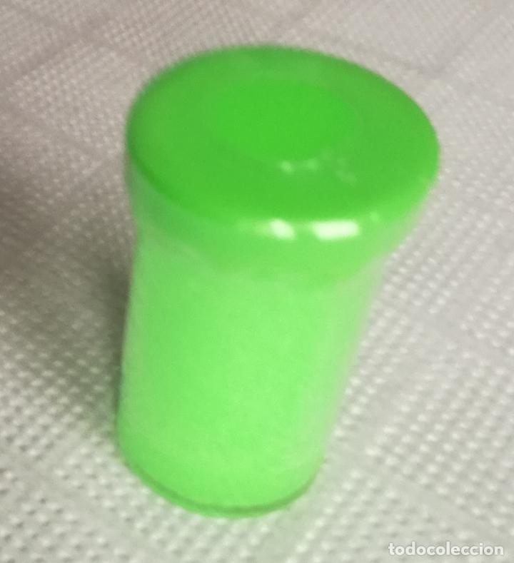 Juguetes antiguos y juegos de colecci&oacute;n: Peque&ntilde;o bote de Phoskitos, con sustancia pegajosa de color verde - Sin abrir