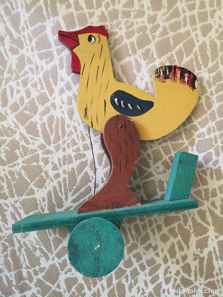 Juguetes antiguos y juegos de colecci&oacute;n: Correpasillo de madera - Foto 2