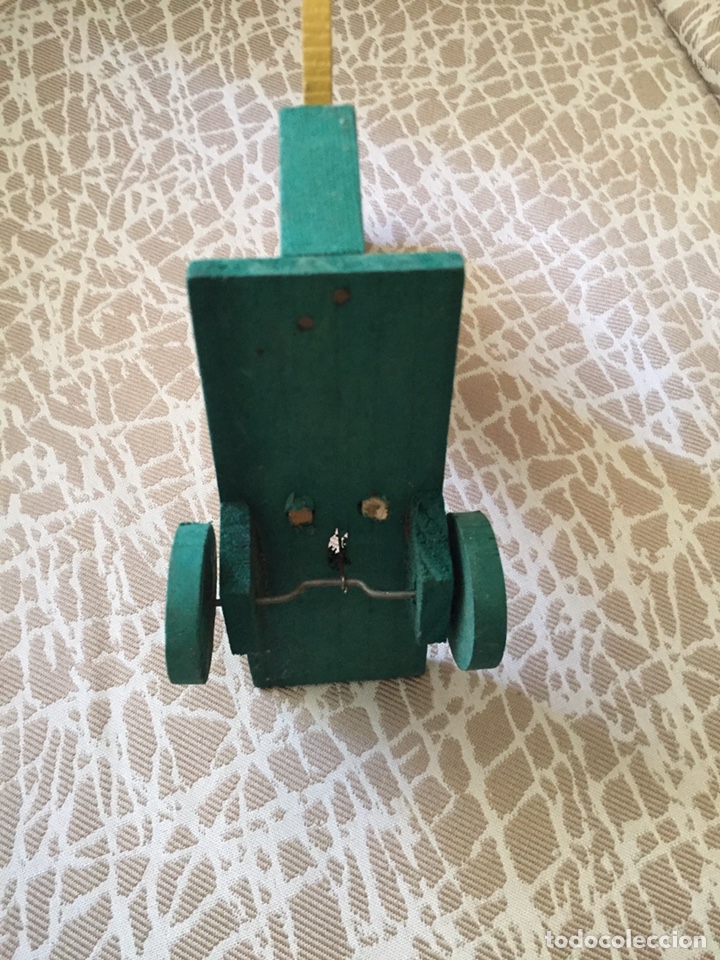 Juguetes antiguos y juegos de colecci&oacute;n: Correpasillo de madera - Foto 5