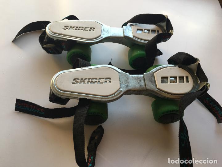 Juguetes antiguos y Juegos de colecci&oacute;n: PATINES EXTENSIBLES DE LA MARCA SKIDER ROLLER SKATES