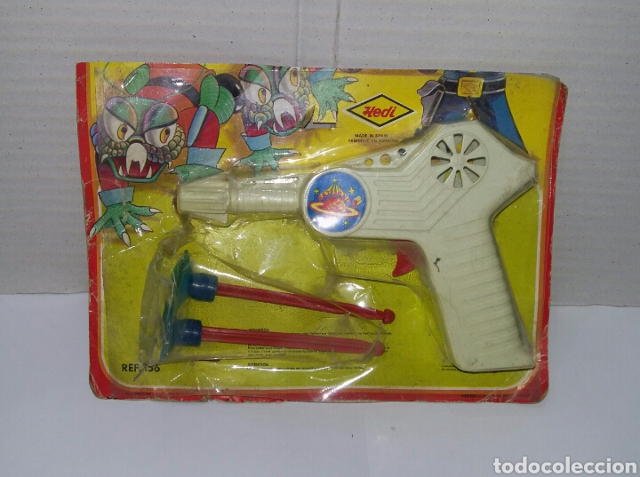 Brinquedos antigos e Jogos de cole&ccedil;&atilde;o: PISTOLA HEDI. SATURNO. NUEVO EN BLISTER ORIGINAL. REF 156.A&Ntilde;OS 70.CARTULINA RECORTADA.DARDOS VENTOSA