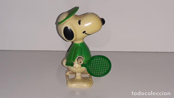 Juguetes antiguos y Juegos de colecci&oacute;n: SNOOPY : MU&Ntilde;ECO A CUERDA WORLD GREATEST TENNIS PLAYER - AVIVA 1958 - 1966 UNITED FEATURE SYNDICATE